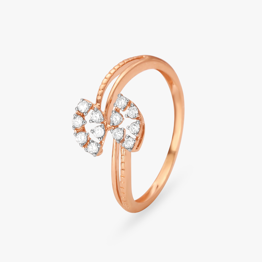 Fragrant Diamond Finger Ring