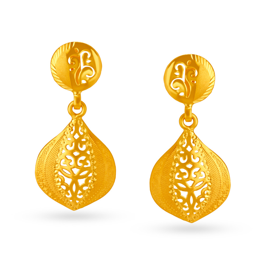 

Enchanting Pendant and Earrings Set
