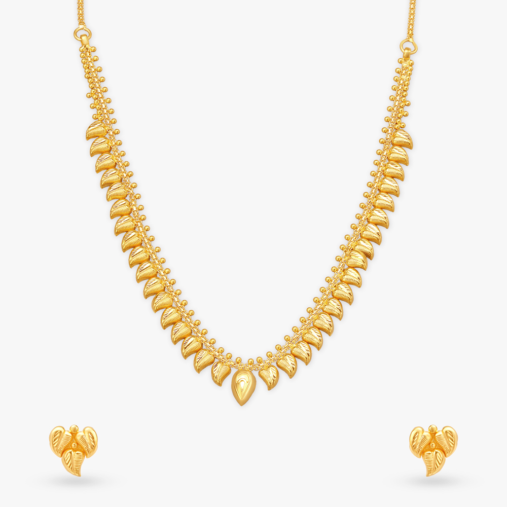 Leafy Elegance Gold Necklace Set