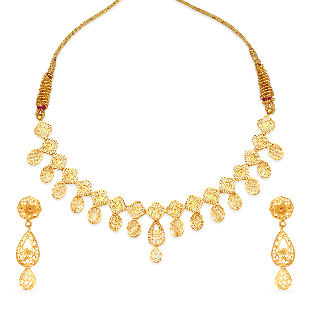 

Ethnic Necklace Set