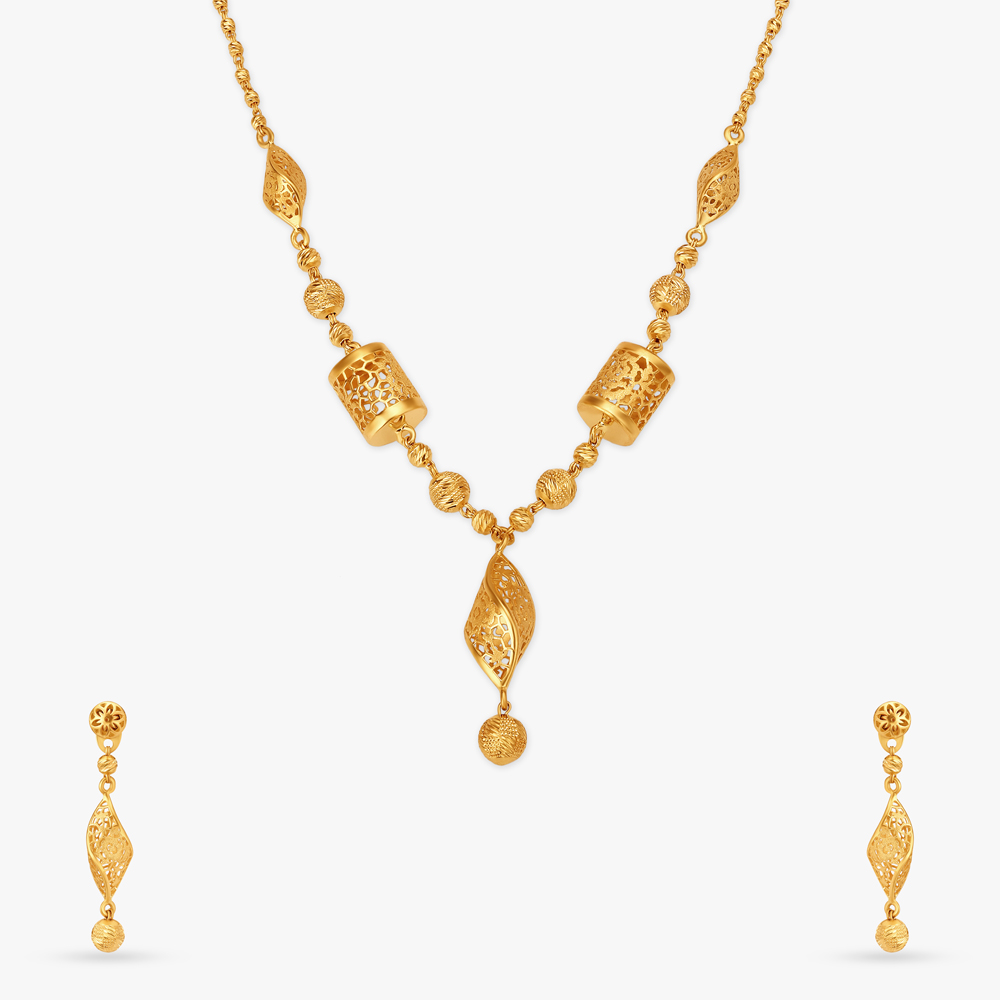 Subtle Minimalism Necklace Set