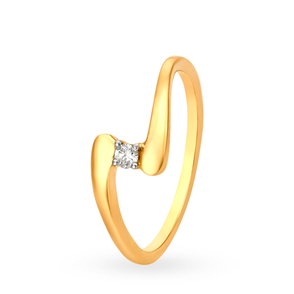 Glimmering 18 Karat Yellow Gold And Diamond Finger Ring