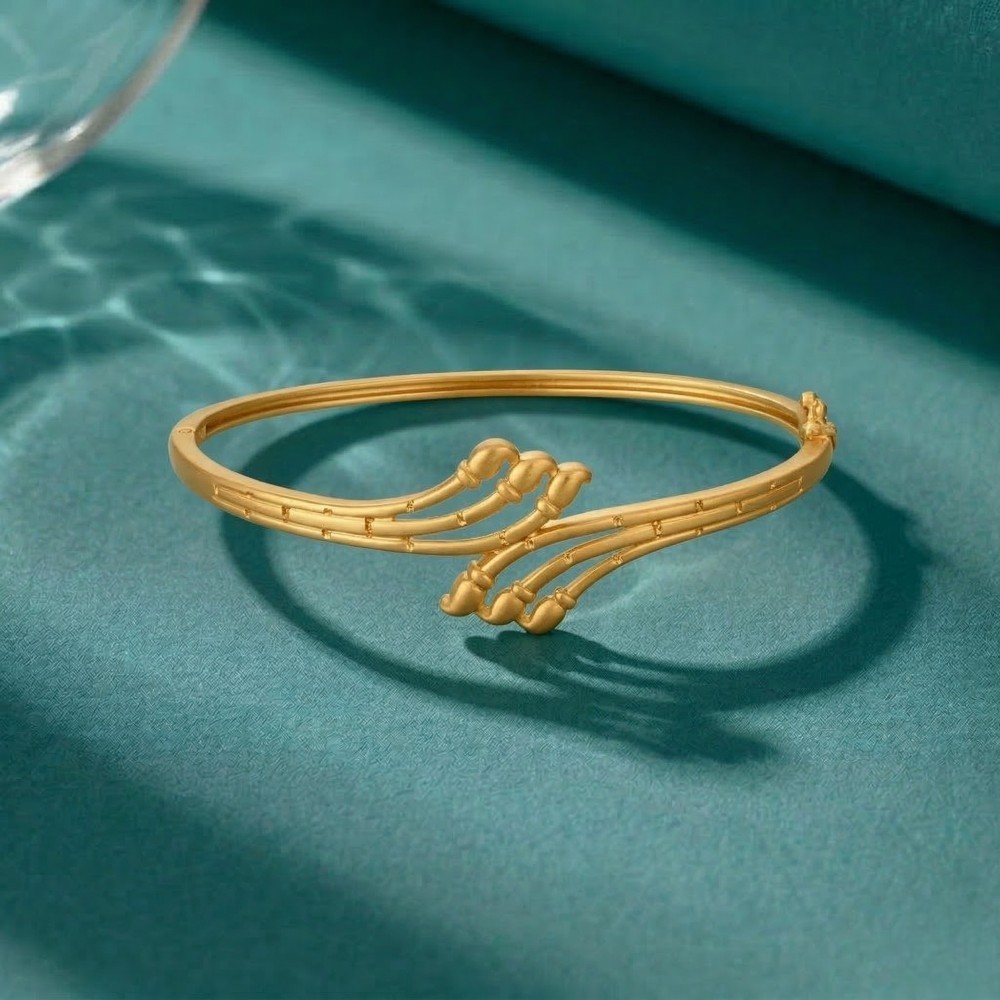 Radiant Minimalism Bangle