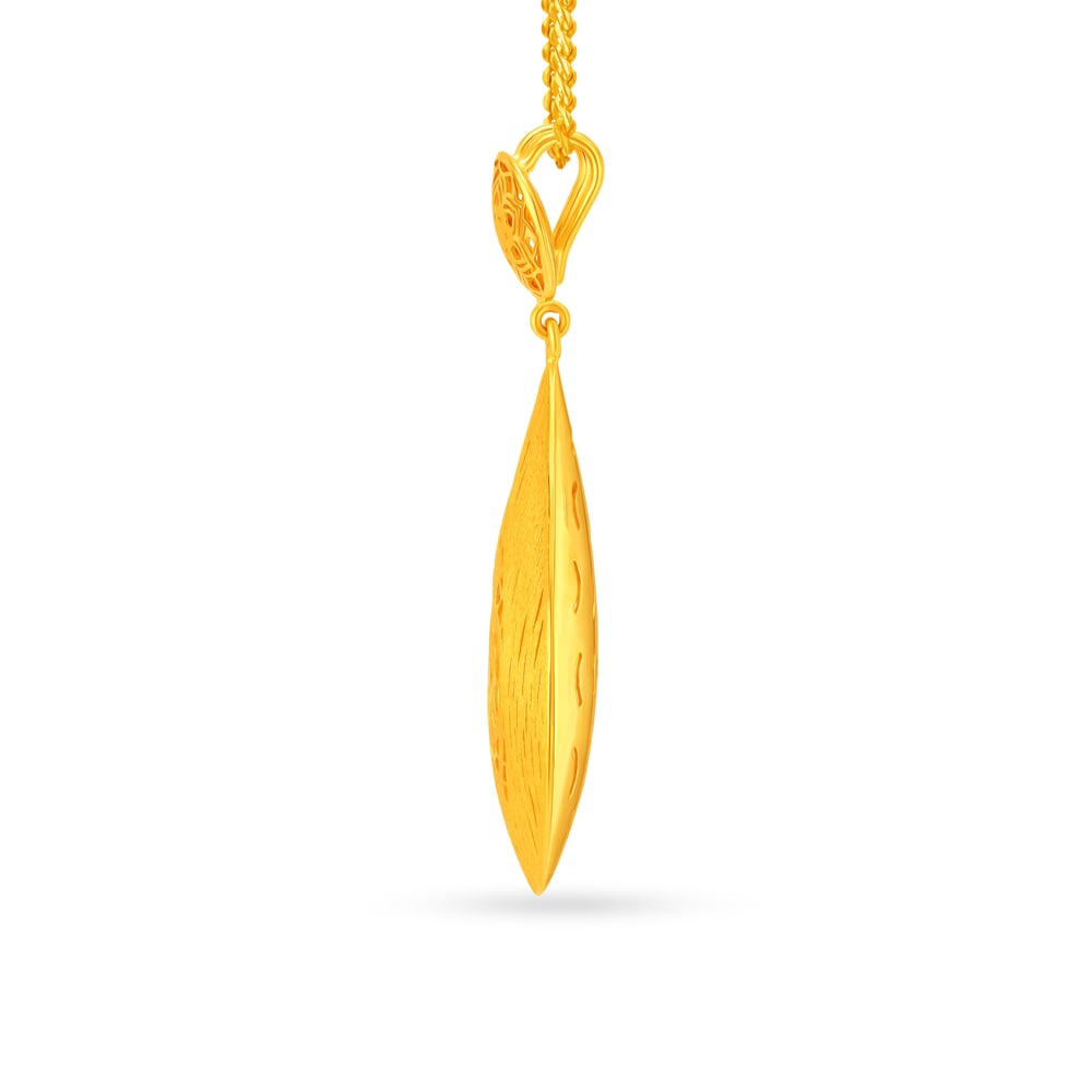 

Teardrop Laser Cut Floral Pattern Gold Pendant