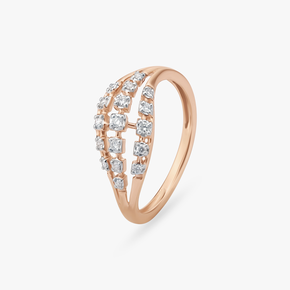 

Three Charms Finger Ring