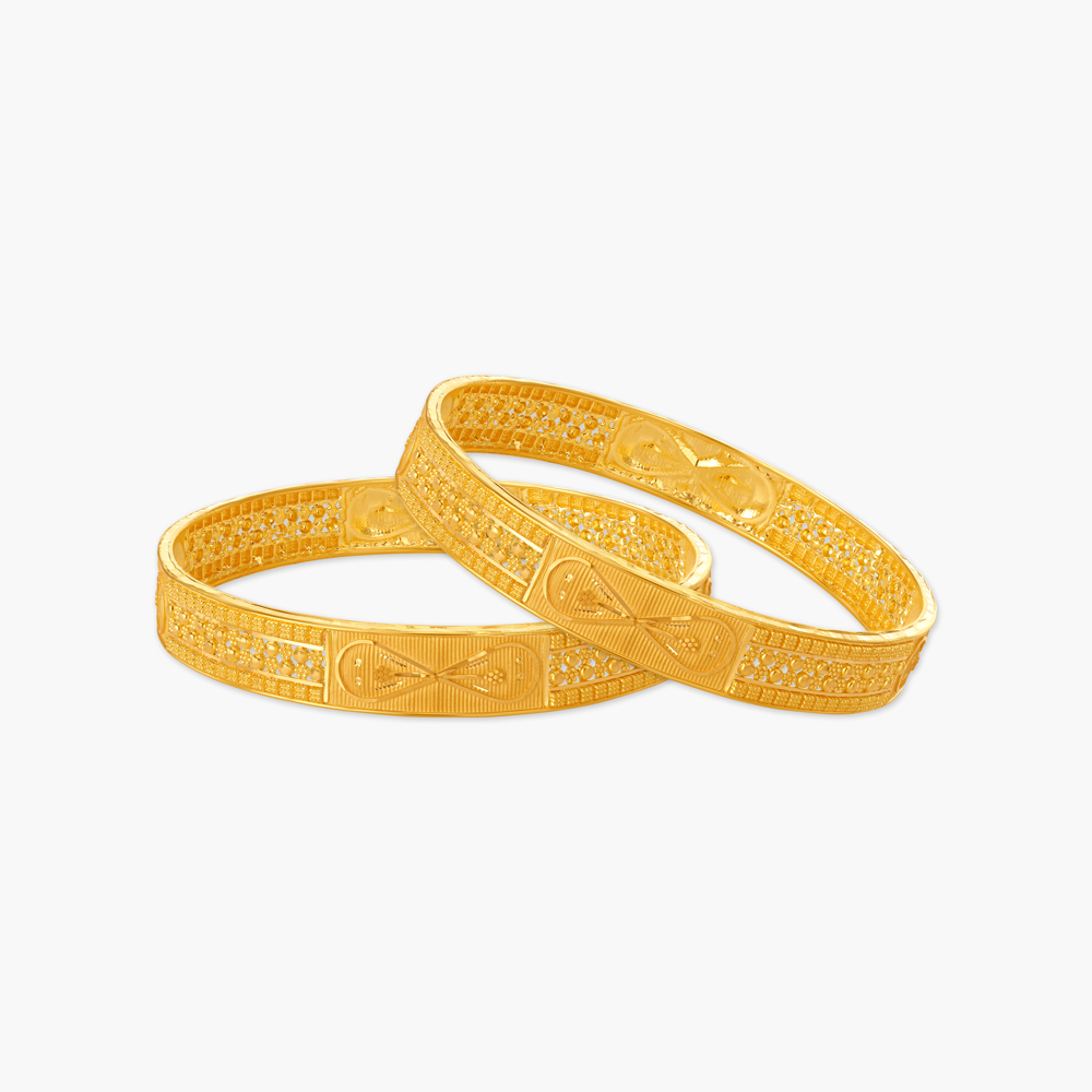 Mesmerising Intricate Bangle