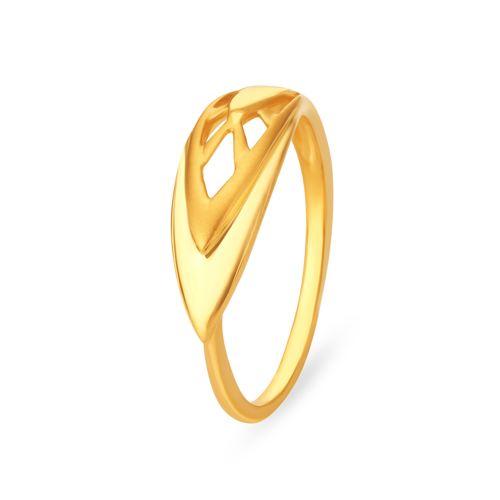 Quirky 22 Karat Yellow Gold Fern Motif Finger Ring