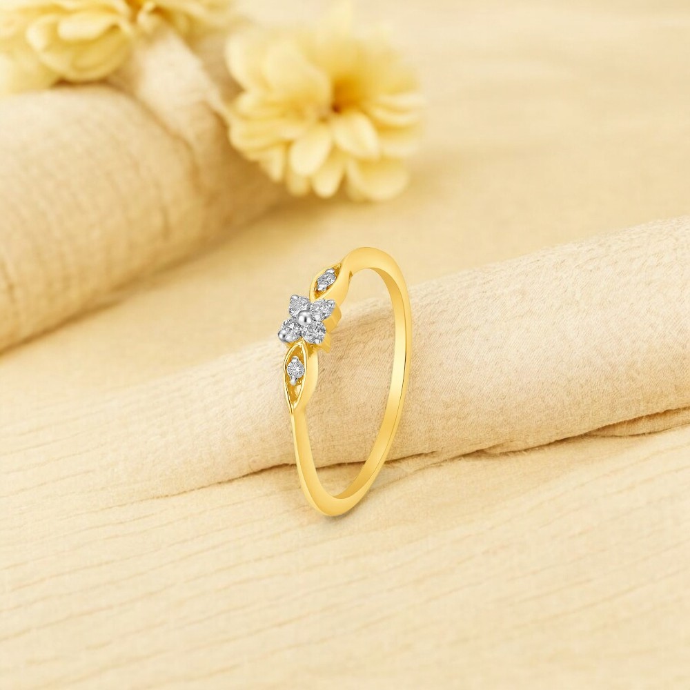 Charming 18 Karat Yellow Gold And Diamond Floral Ring