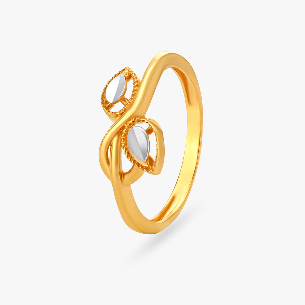 Brilliant Crossover Ring