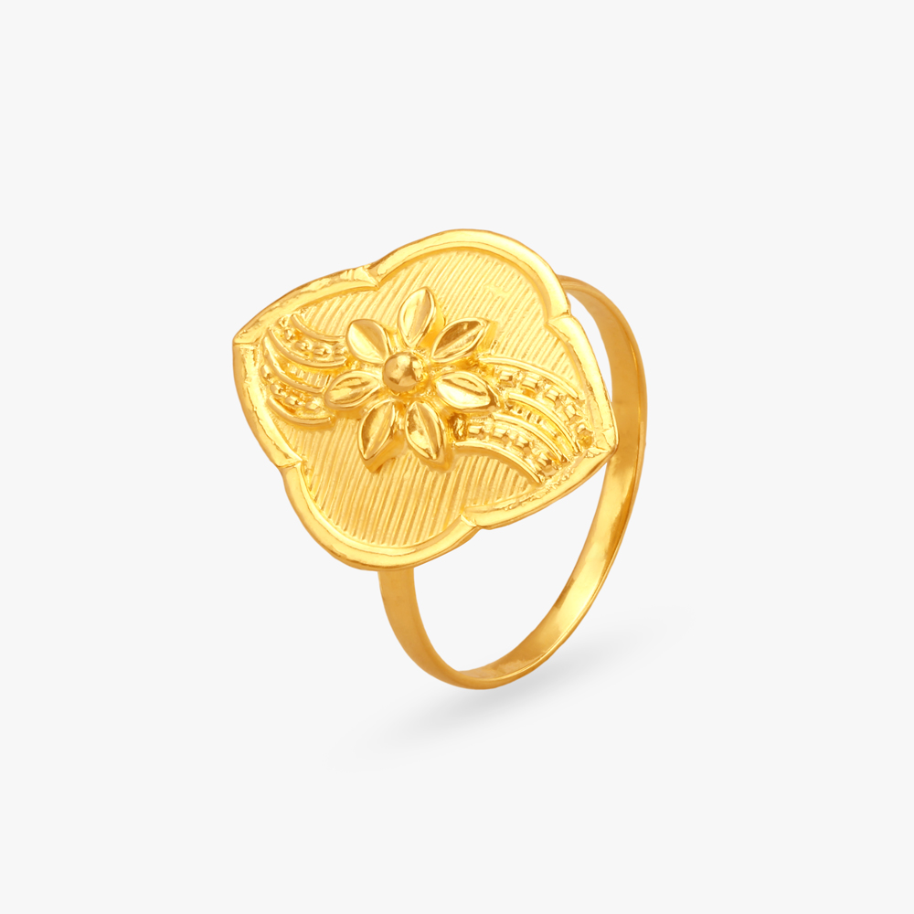 Floral Shield Gold Finger Ring