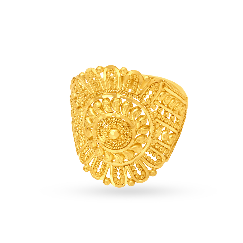 

Antique Gold Finger Ring With Filigree Work