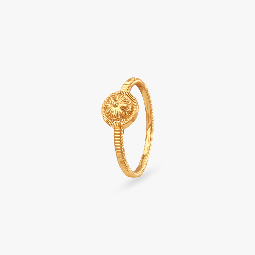 Bloom Medallion Gold Ring