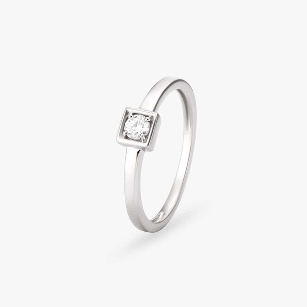 Geometric Allure Diamond Finger Ring