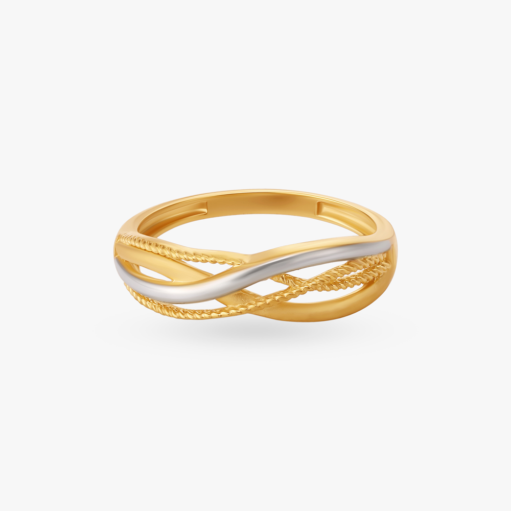 

Effortless Chic Ring