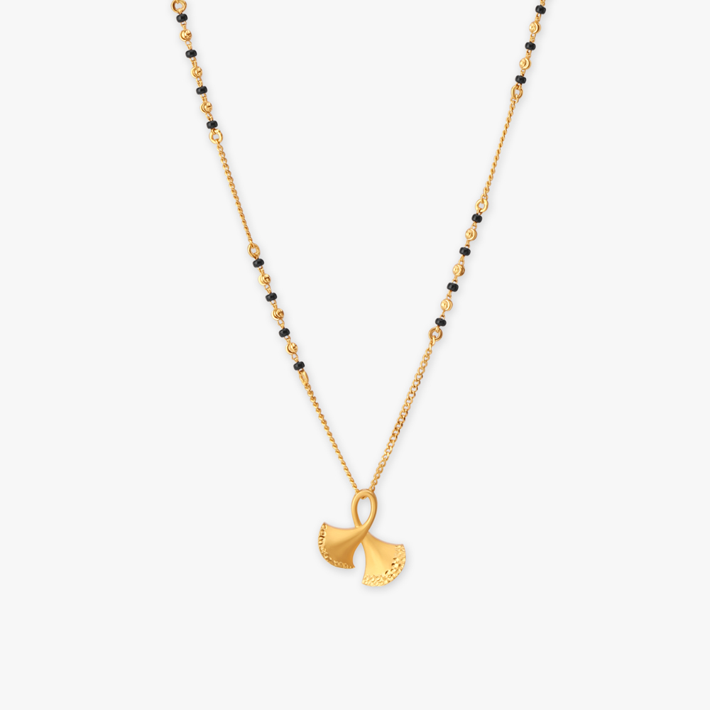 Sculpted loop Mangalsutra
