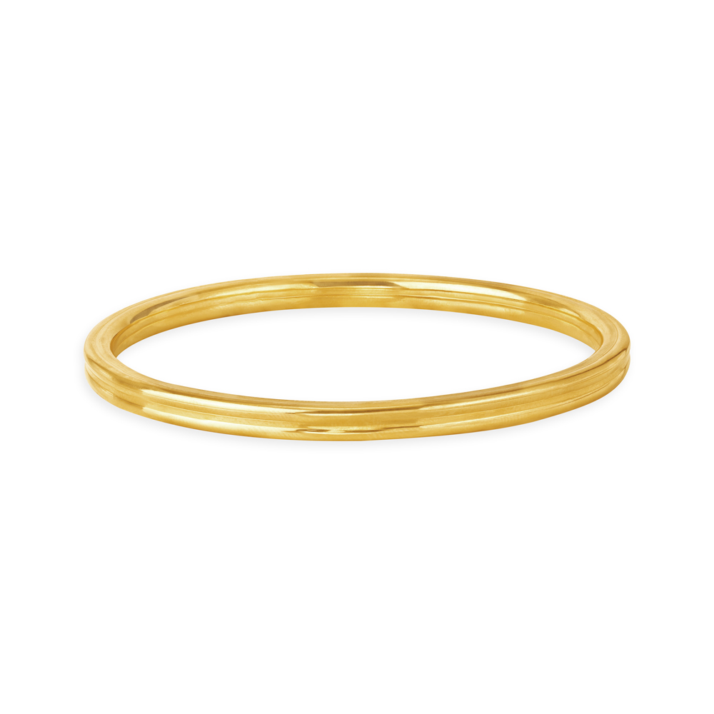 Refined Glossy Gold Bangle