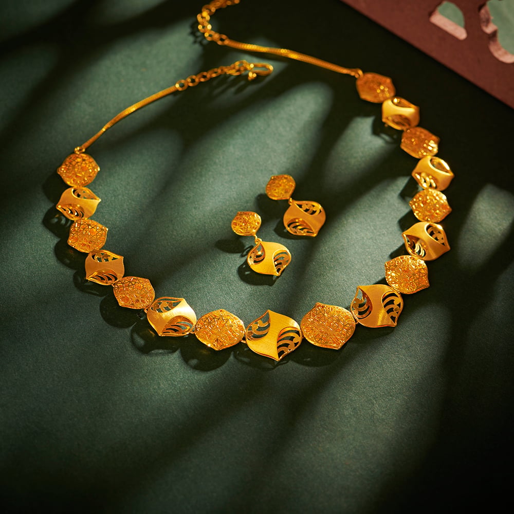Classy Necklace Set