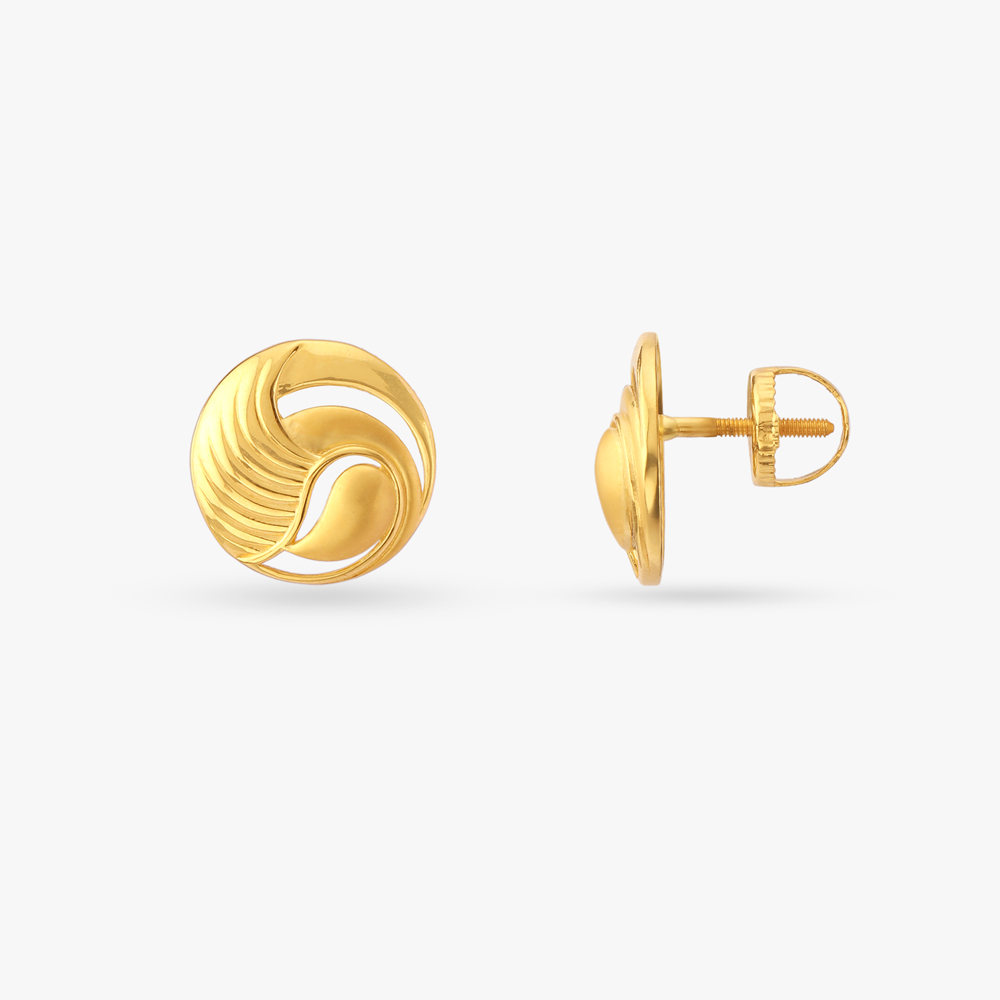 

Dignified Gold Stud Earrings