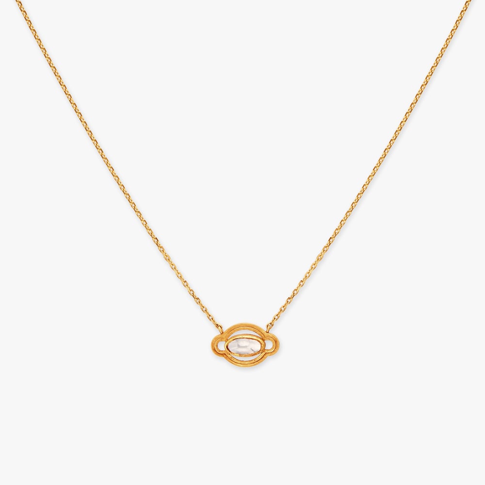

Simple Stately Pendant with Chain