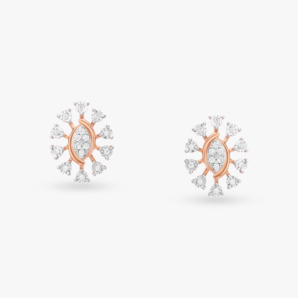 

Leafy Luxe Diamond Stud Earrings