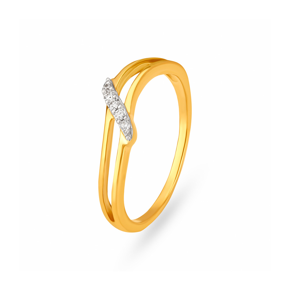 Stylish Diamond Finger Ring