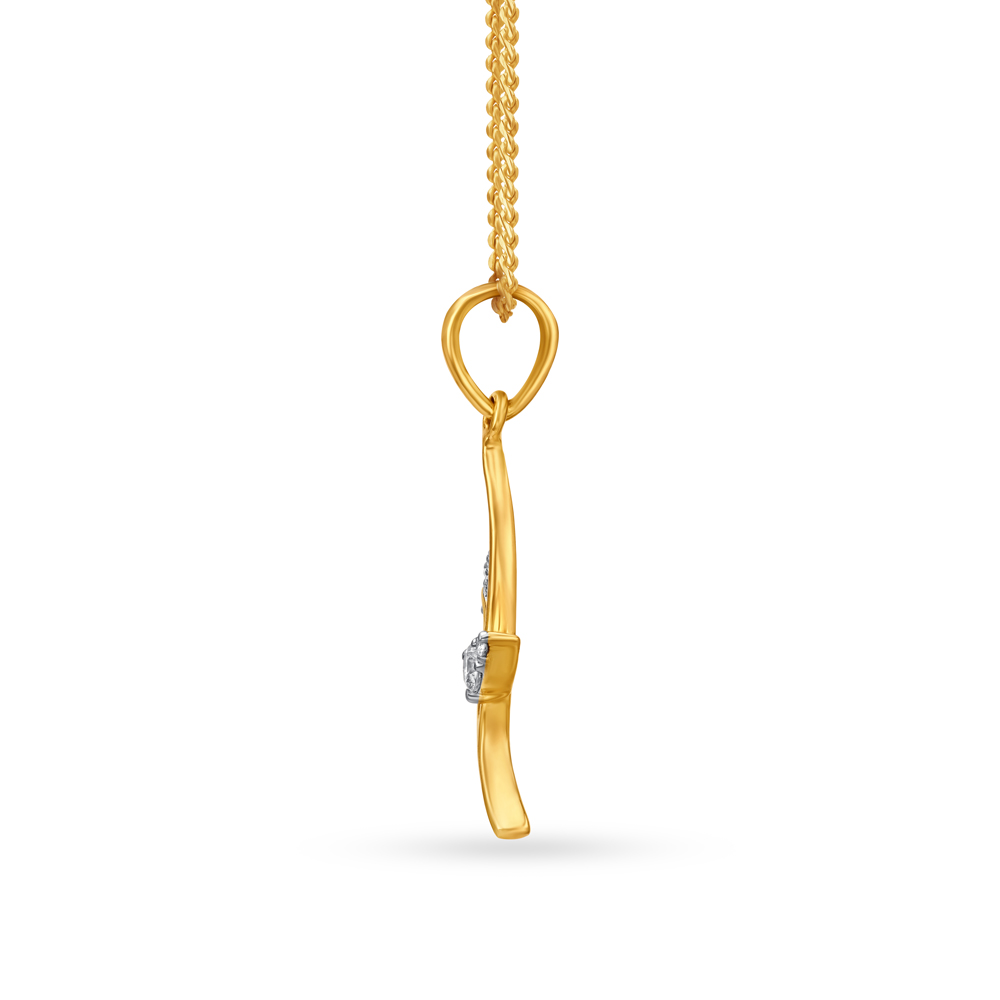 

Eloquent Leaf Motif Diamond Pendant