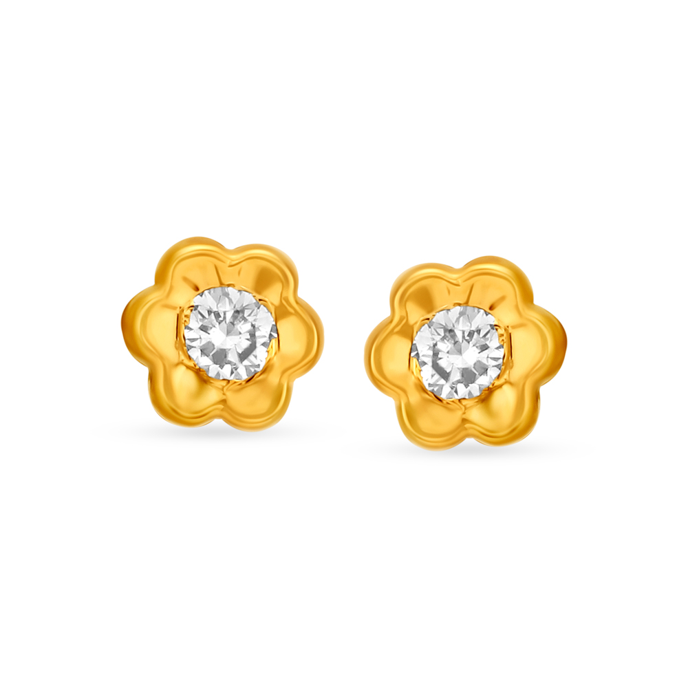 Sublime 22 Karat Yellow Gold And Diamond Flower Stud Earrings