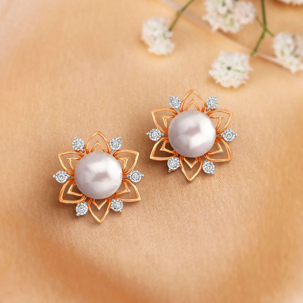 Glamorous Floral Diamond Stud Earrings with Rock Crystal