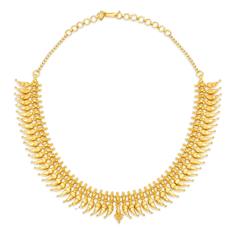 

Queenly South Indian Gold Necklace for the Indian Bride