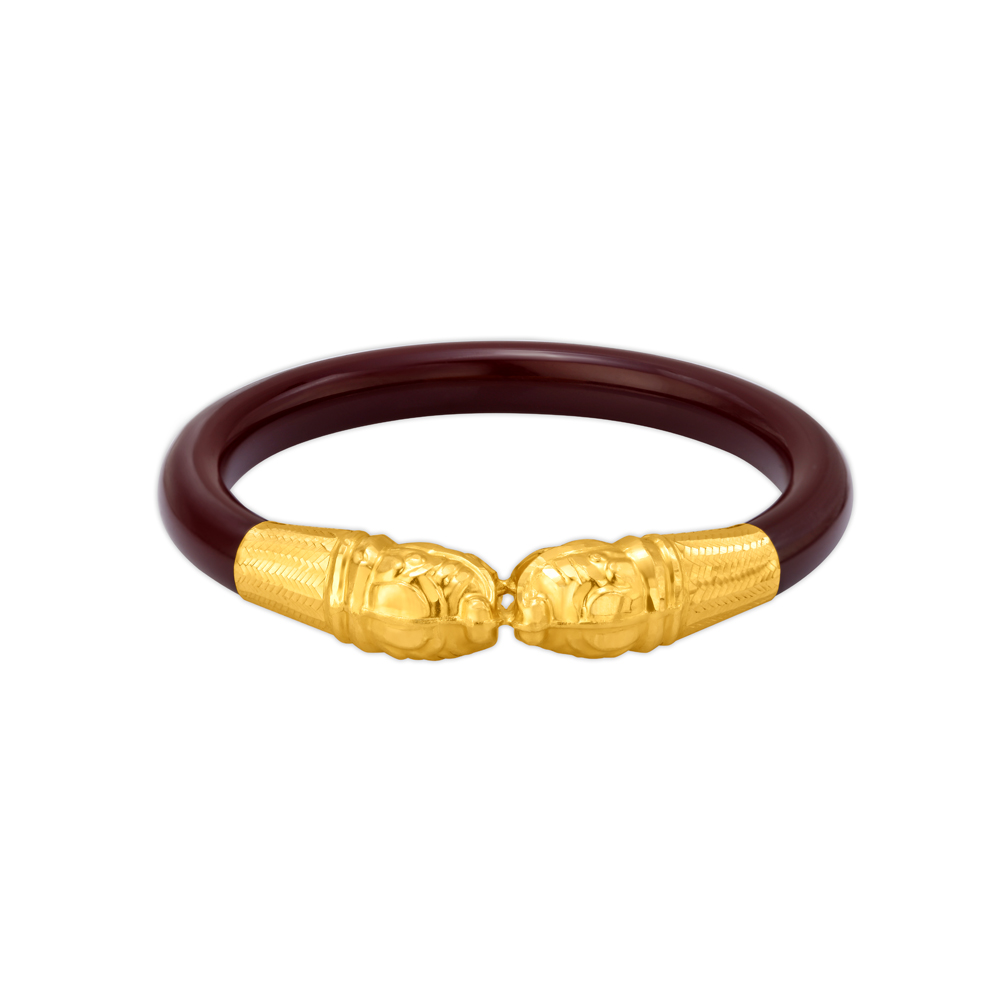 

Graceful Gold Pola Bangle