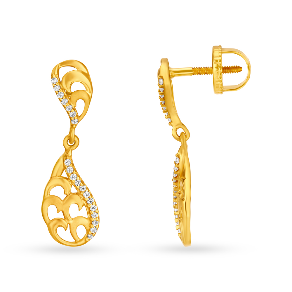 

Chic 22 Karat Yellow Gold Dual Paisley Drop Earrings