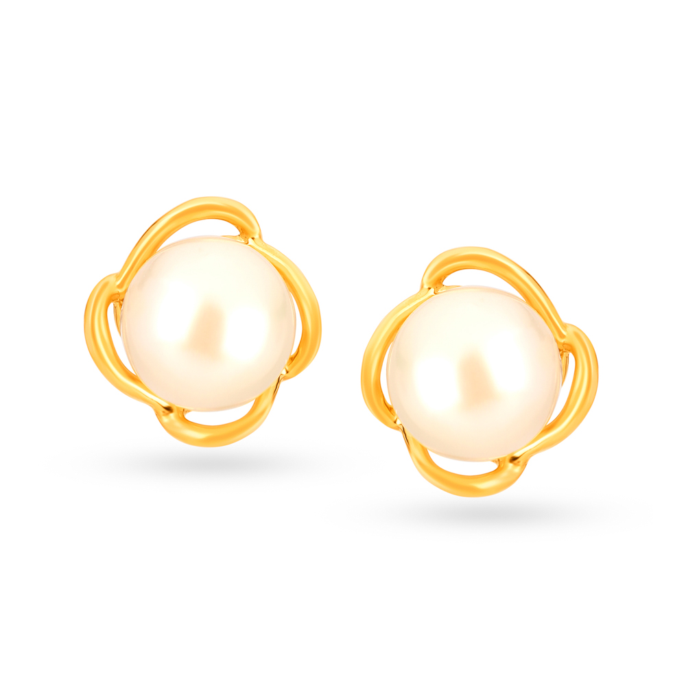 Stunning 18 Karat Gold And Pearl Earrings