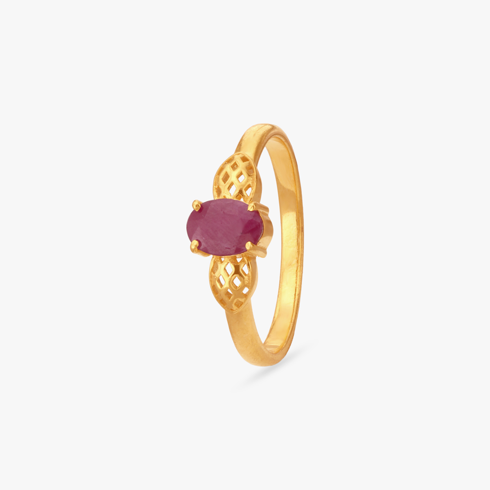 Regal Mesh Ruby Finger Ring