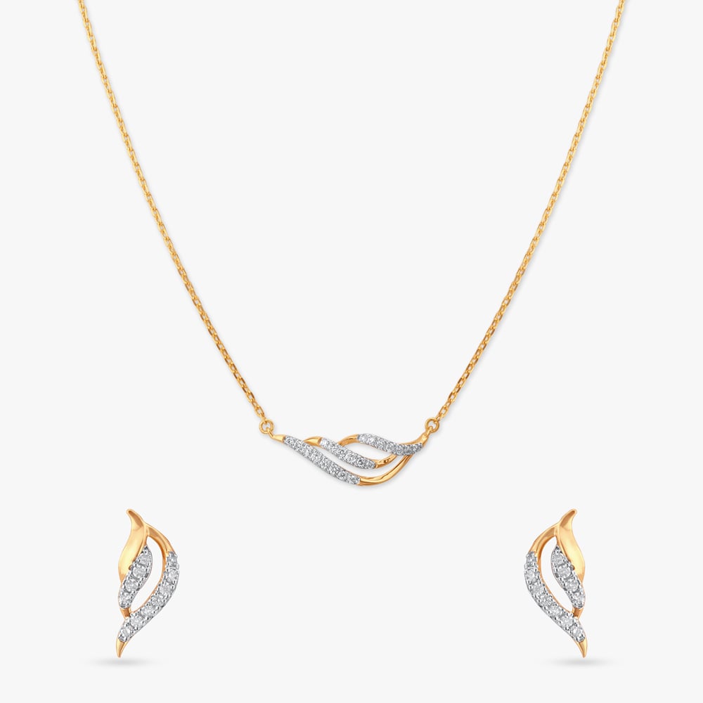 Curvy Chic Diamond Pendant with Chain and Earrings Set