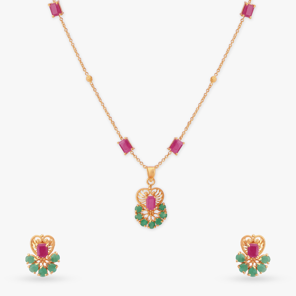 Sovereignty Pendant with Chain and Earrings Set