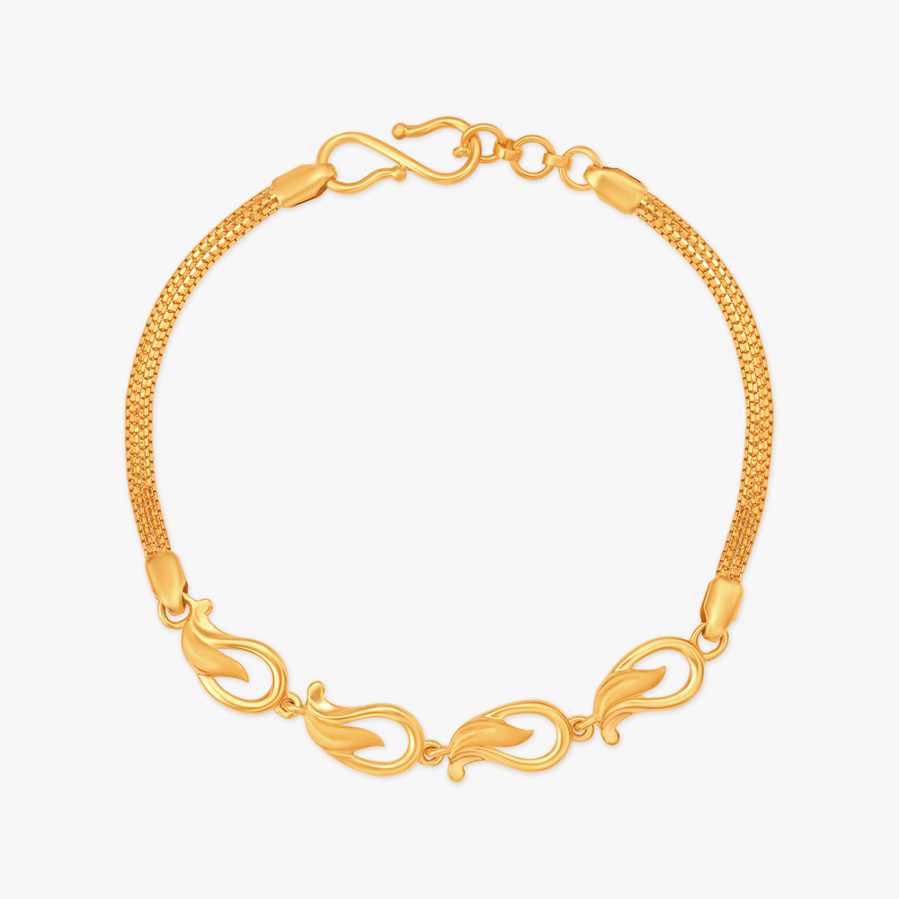 Elegant Gold Bracelet