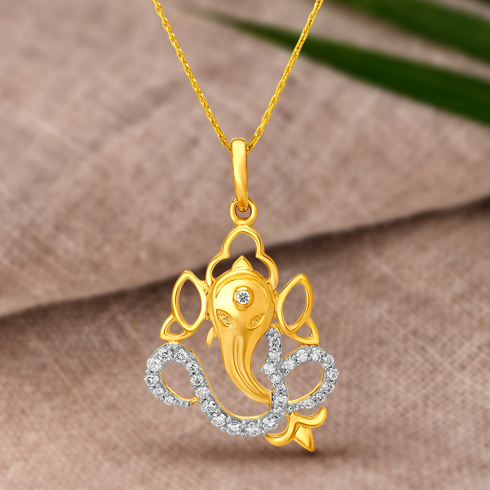 

Traditional Divine Diamond Ganesha Religious Pendant