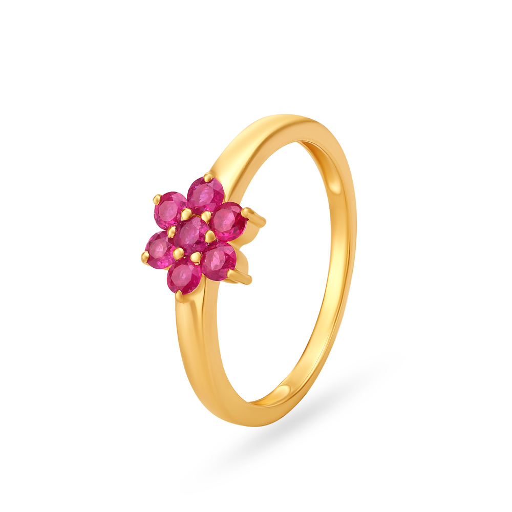 

Fancy Floral Finger Ring