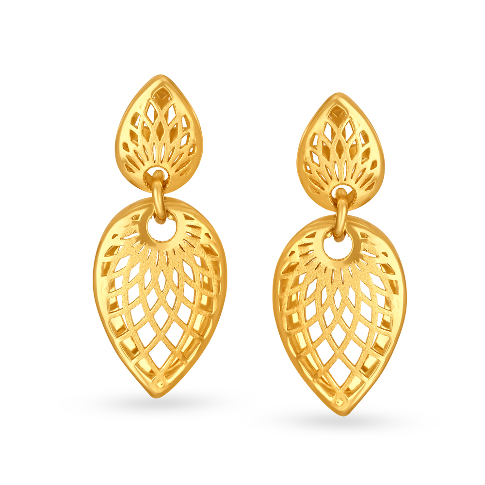 Alluring Mesh Gold Drop Earrings