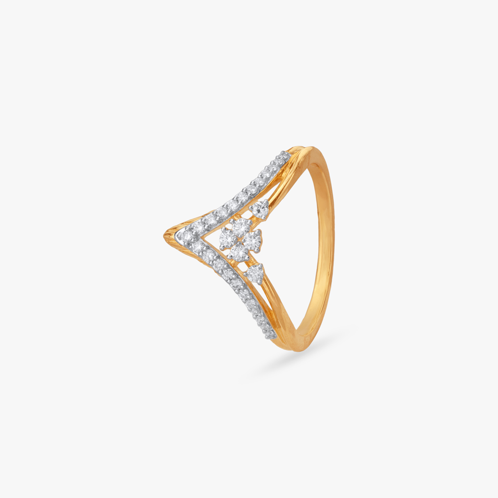 Stylish Bloom Diamond Finger Ring