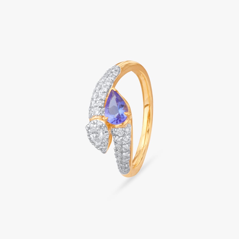 Stylish Curve Diamond Finger Ring