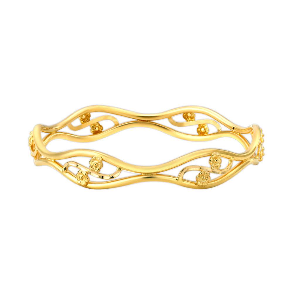 Stunning Gold Bangle