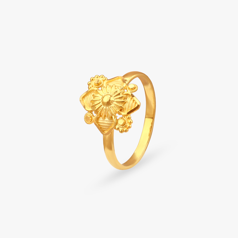 Petal Cluster Gold Ring