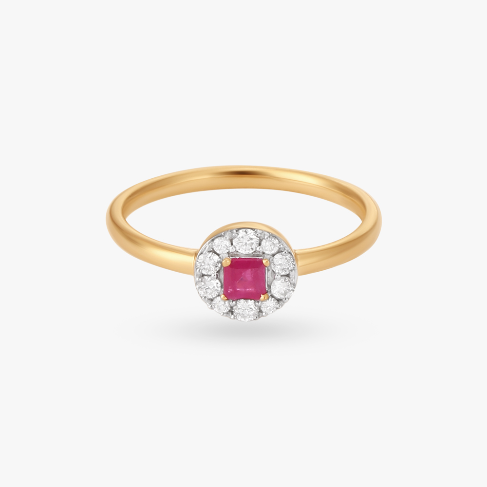 

Regal Radiance Diamond Finger Ring