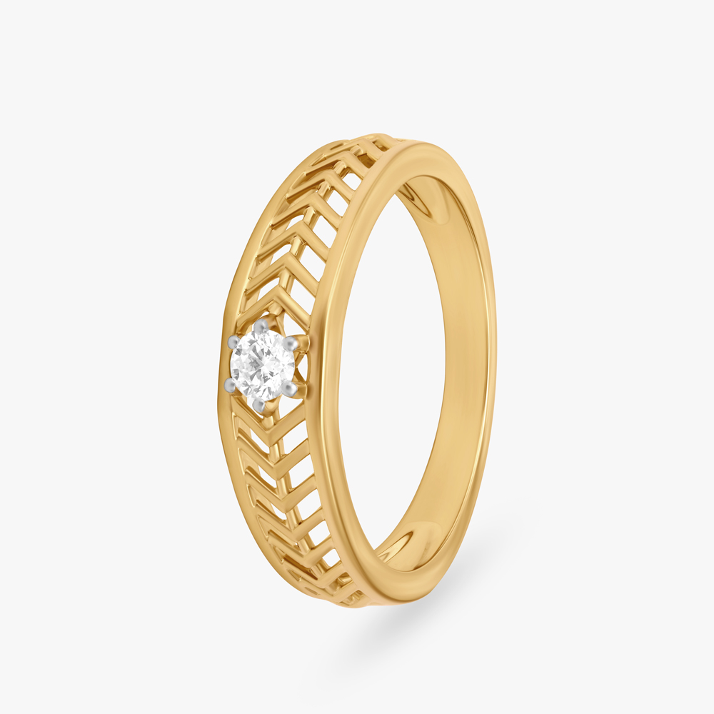 Charismatic Carved Diamond Finger Ring For Men