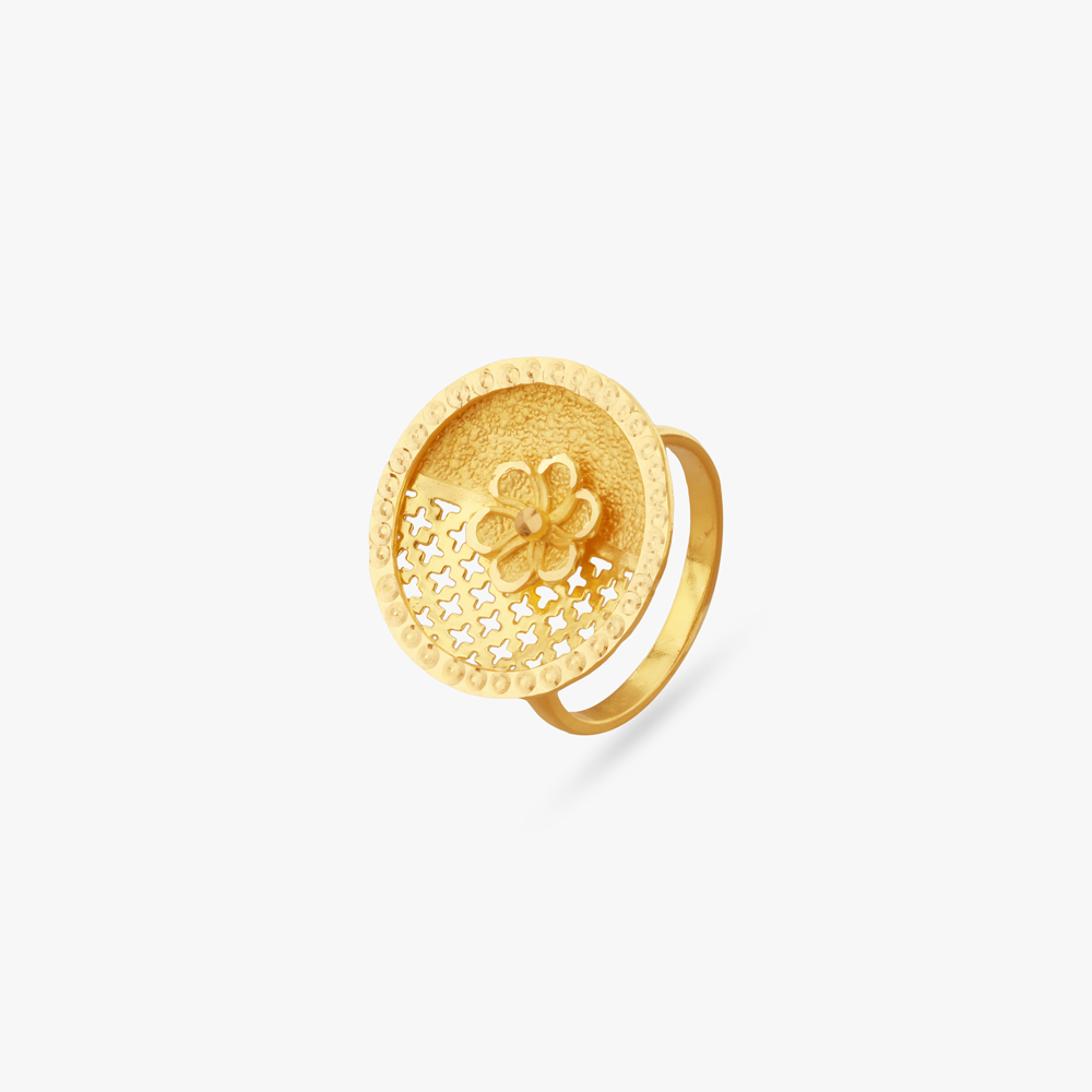 Petal Cutwork Gold Ring