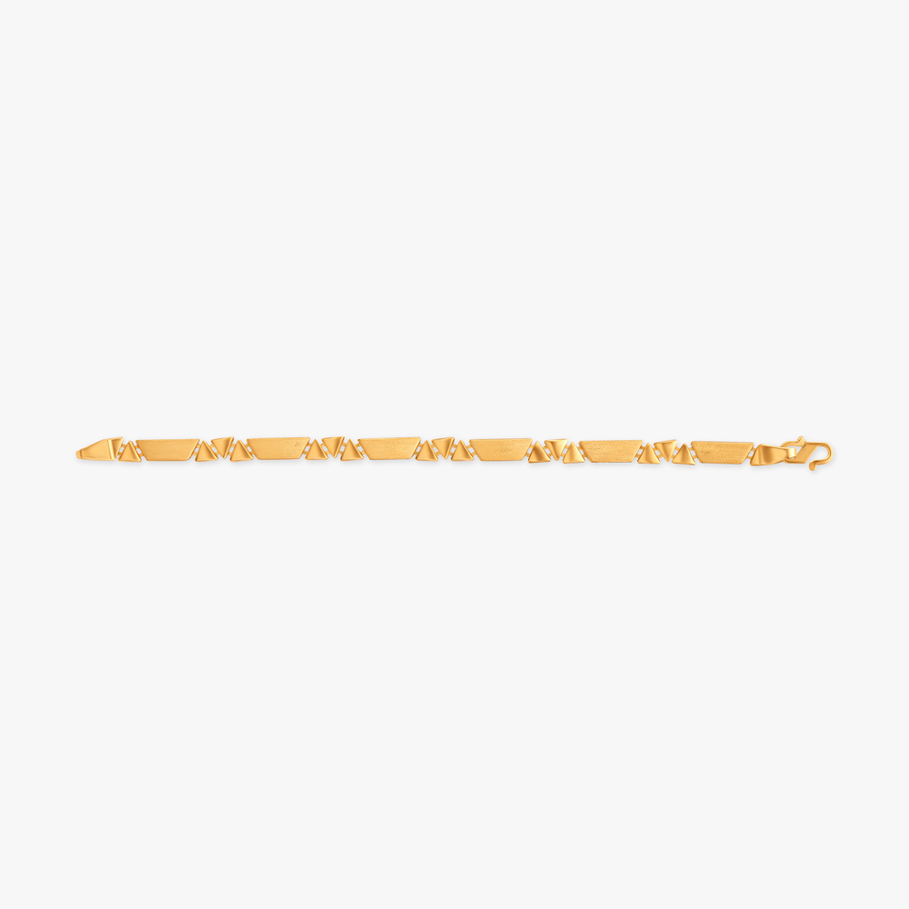 

Sleek Gold Bracelet