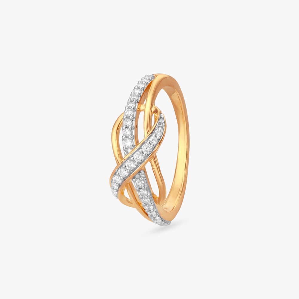 Luxe Knot Diamond Finger Ring
