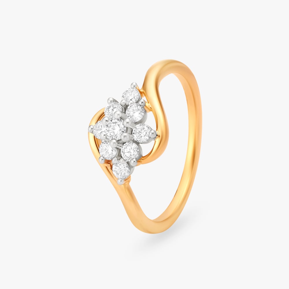 

Cluster Diamond Finger Ring