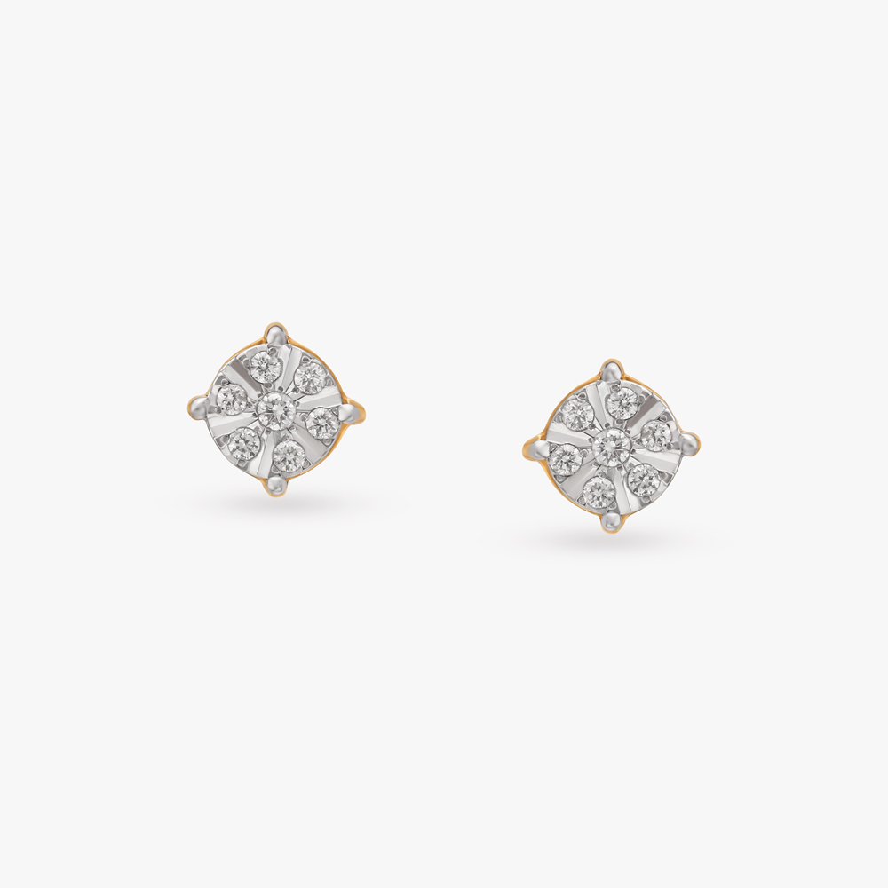 Effortless Elegance Diamond Stud Earrings